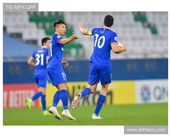 2018年上海申花对阵重庆队精彩视频直播回顾与分析