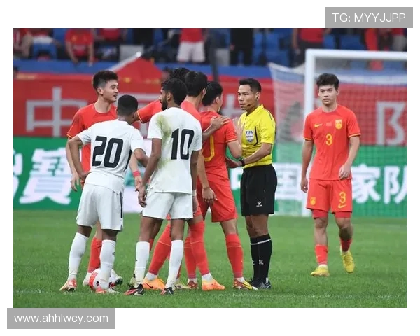 中国U23队迎战伊朗队全力争胜力争晋级亚青赛决赛圈