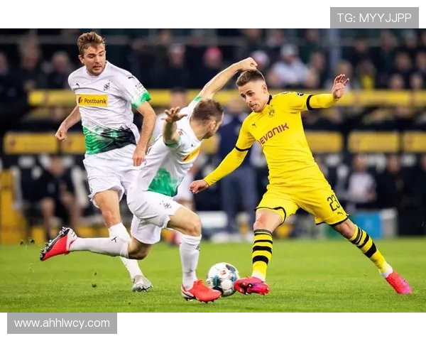 圣埃蒂安主场迎战雷Rennes双方争夺法甲宝贵积分的精彩对决